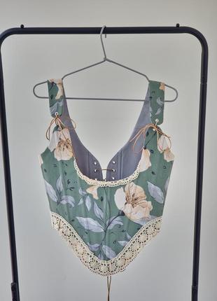 Корсет подгрудный