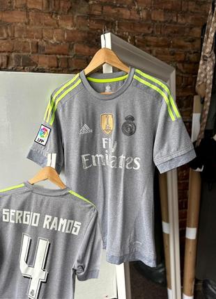Очень крутая, оригинальная футболка adidas & real madrid (sergio ramos) fifa 2015 - 2106 gray
