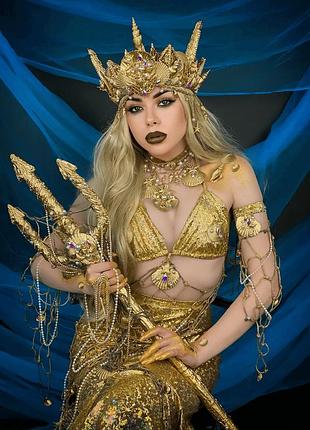 Тростина карнавальна королева морів