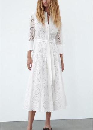 Платье зара сукними миди зара белое платье с вышивкой