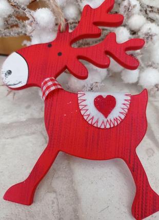 Олень- іграшка-підвіска з дерева на ялинку, 11х9 см