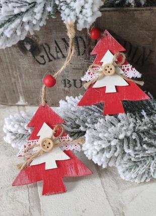 Новогодняя деревянная игрушка в форме елки, 9 см х 7 см