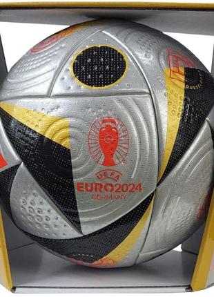 Мяч футбольный adidas euro24 fussballliebe finale omb is7436 (размер 5)