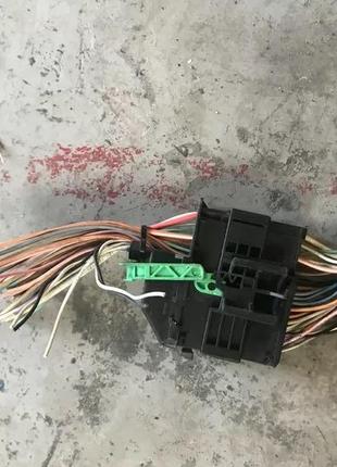 Бу роз'єм фішка під сидінням renault, amp 1379324, 1379325,