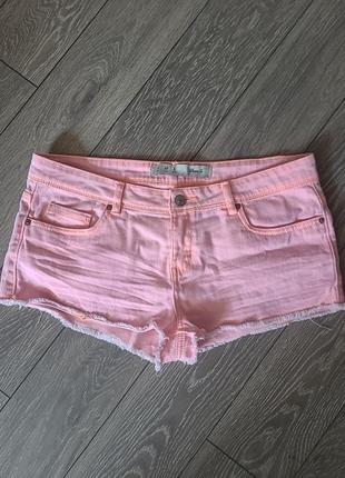 Шорти