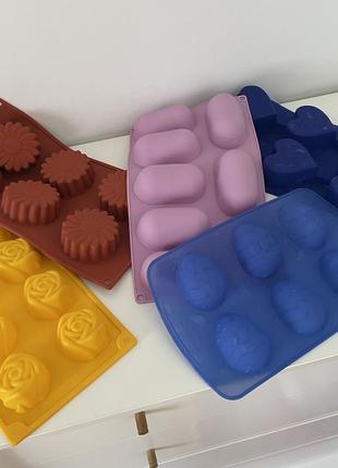 Форми для випічки, десертів