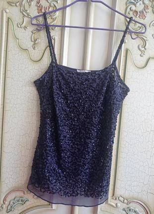 Маечка расшита блестками