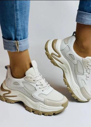 Шикарные массивные кроссовки oatwalk 38 размер (24,5 стопа) куплены в польщи