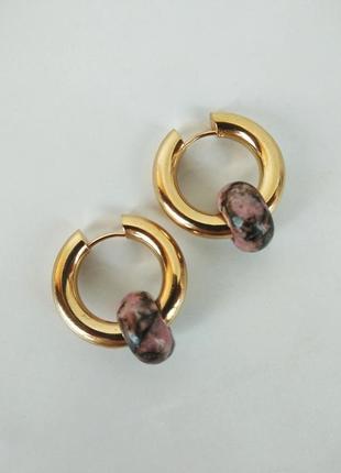 Серьги -  кольца с натуральным камнем родонит