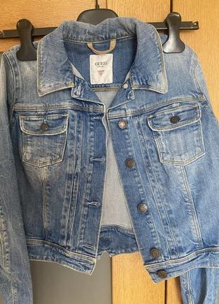 Джинсова курточка guess