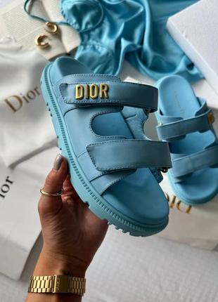 Трендовые босоножки