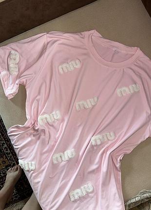 Футболка женская миу miu розовая оверсайс размер л хл