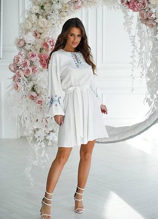 Платье короткое