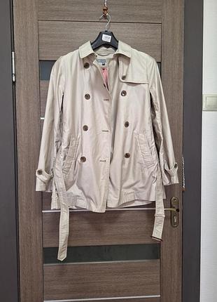 Короткий тренч плащ uniqlo