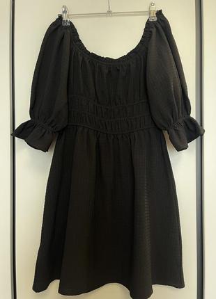 Чорна коротка сукня h&m