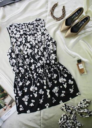 Актуальное летнее платье цветочный принт