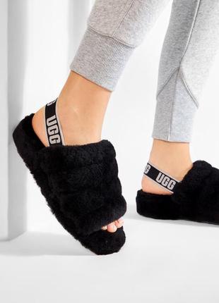 Стильные босоножки из меха ugg