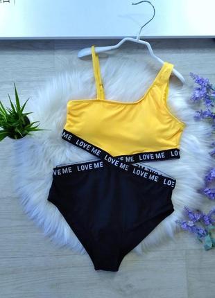 Красивый слитный купальник для девочки