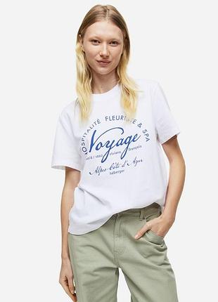 Белоснежная футболка в принт h&m