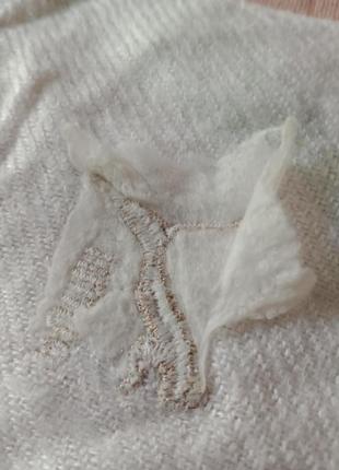 Белый платок с эмблемой puma.