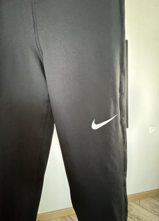 Nike pro