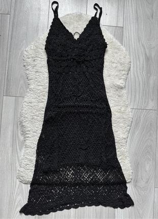 Вʼязана сукня. дуже гарно сідає по фігурі.