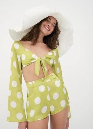 Костюм в горошек