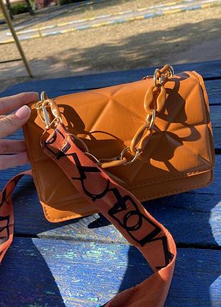 Женская сумочка через плечо