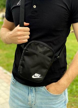 Сумка через плече nike, спортивна барсетка месенджер найк на 4 відділи, колір чорний2 фото