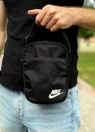 Сумка через плече nike, спортивна барсетка месенджер найк на 4 відділи, колір чорний3 фото