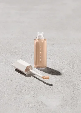 Консилер для обличчя fenty beauty we're even hydrating longwear concealer