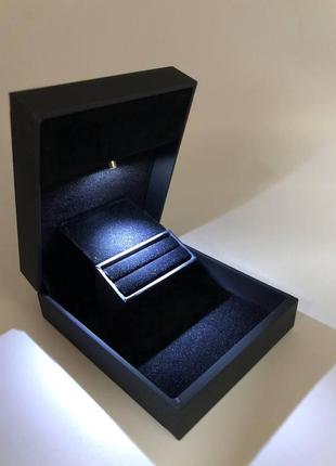 Коробочка для кольца с подсветкой slim/ черная коробочка под кольцо/подарочная...