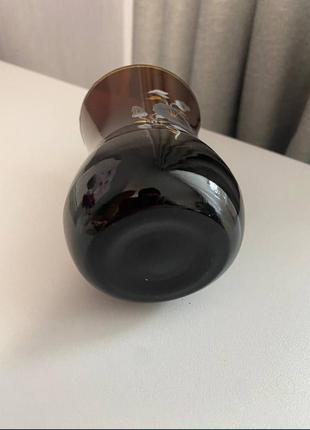 Маленькая вазочка для цветов