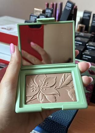 Бронзер kiko milano charming escape silky bronzer 02 unique sienna 14г