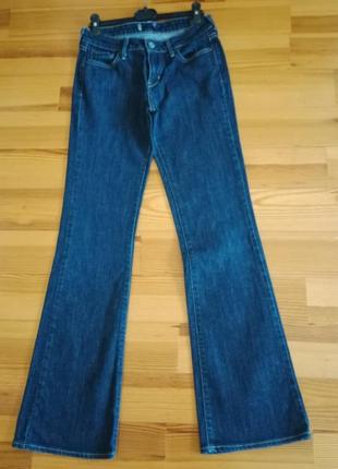 Джинсы темного синего цвета levis y2k клеш