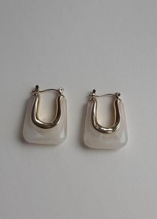 Стильні сережки біжутерія