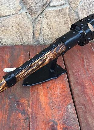 Кованый настенный бра ручной работы в виде факела в ретро стиле