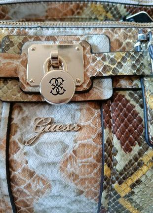 Новая оригинальная сумка guess в принте "питон" 3