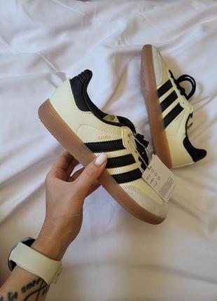Кроссовки adidas avenue joggers urban outfitters boots girls sale