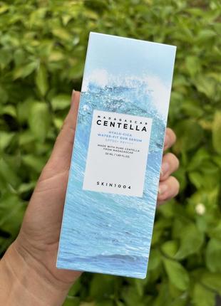 Skin1004 - увлажняющий солнцезащитный крем - madagascar centella hyalu-cica water-fit sun serum spf50+ pa++++ - 50ml