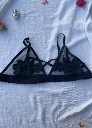 Бюстгальтер