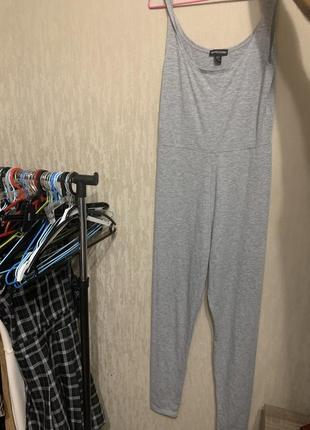 Комбенізон на розмір с-м