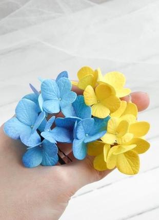 Шпильки з жовто - блакитними гортензіями шпильки для волосся з квітами9 фото