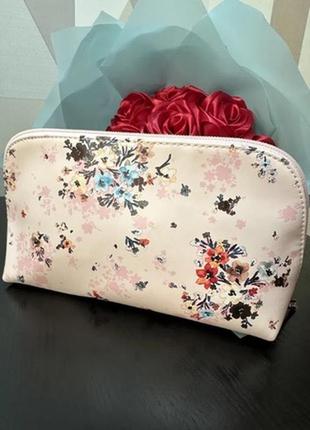 Косметичка мери кей