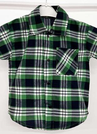 Рубашка с коротким рукавом, есть разные цвета