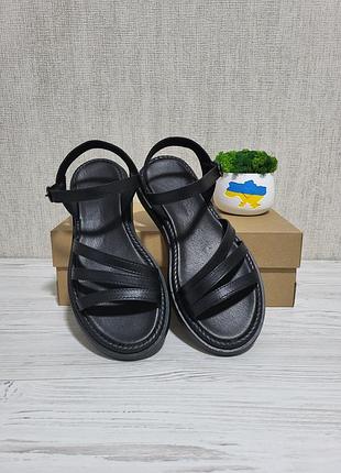 Черные женские кожаные босоножки