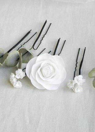Шпильки для волосся з білими квітами та евкаліптом набір шпильок 6 шт1 фото