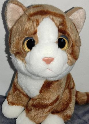 Кошка котенка глазистик мягкая игрушка из европы