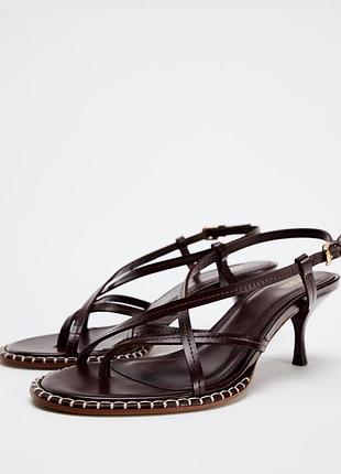 Кожаные босоножки zara 35-42