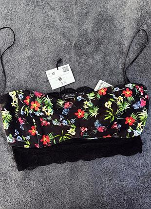 Новый bershka, размер s и m.